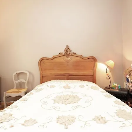 Exotic Loft In Montmartre + Terrace ! * Parigi