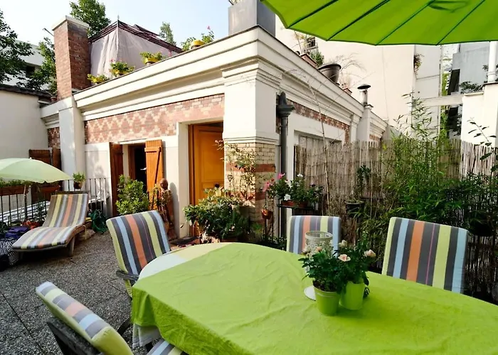 Exotic Loft In Montmartre + Terrace ! Paříž