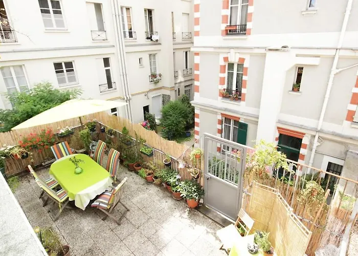 Exotic Loft In Montmartre + Terrace ! Paříž